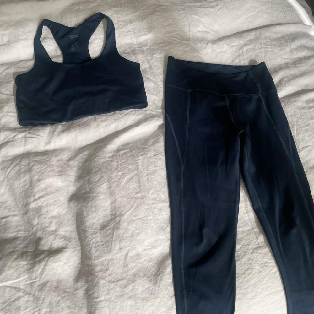 Girlfriend Collective workout set